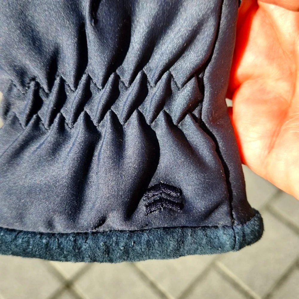 Isotoner Black Nylon/Lycra Gloves With Pine Green Pigsuede Accents